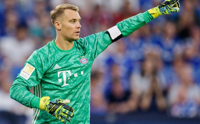 Manuel Neuer Tuc Dien Vi Bi Bayern Munich Choi Kham